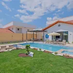 Villa Ader Doga Villalari 6 *